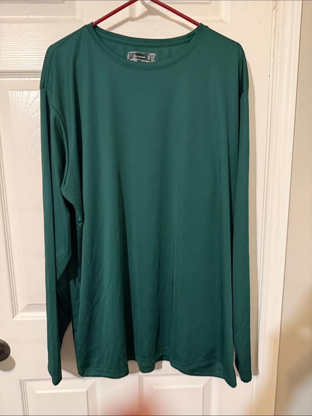 Magellan Outdoors Forest Green Long-Sleeve Performance Tee